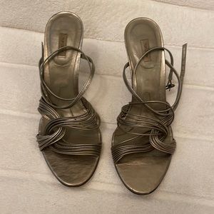 Previously worn Tufi Duek old platinum crisscross ankle strap sandal Sz 9.5 (39)